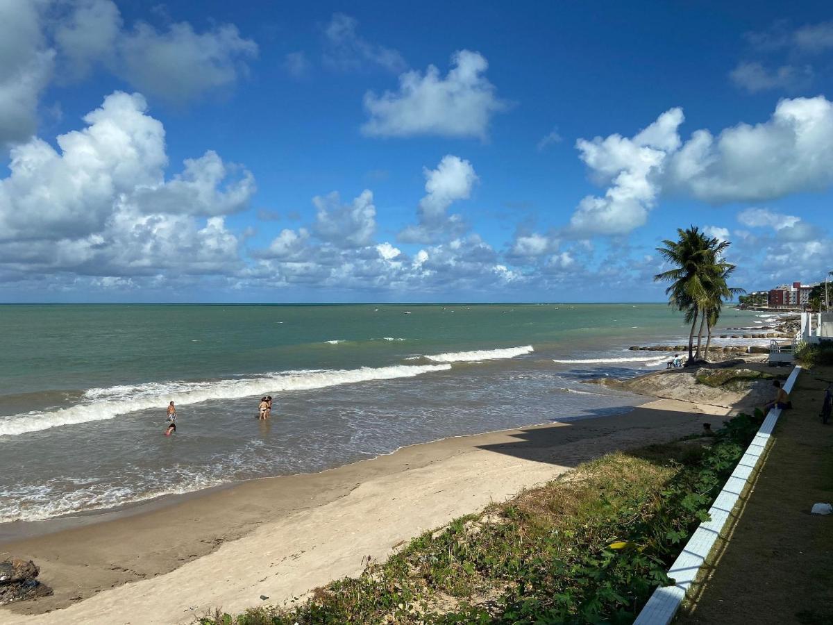 Bela Hospedagem - Flat Pe Na Areia No Bessa Com Vista Incrivel Do Mar Joao Pessoa Bagian luar foto